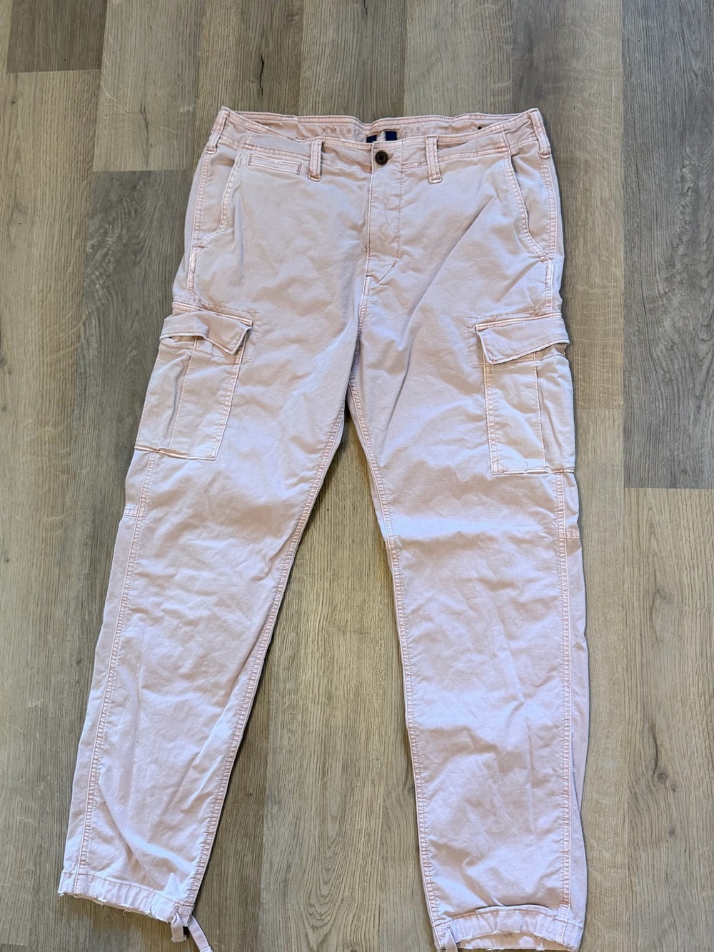 Men’s American Eagle Flex Pink Cargo Jogger Pants